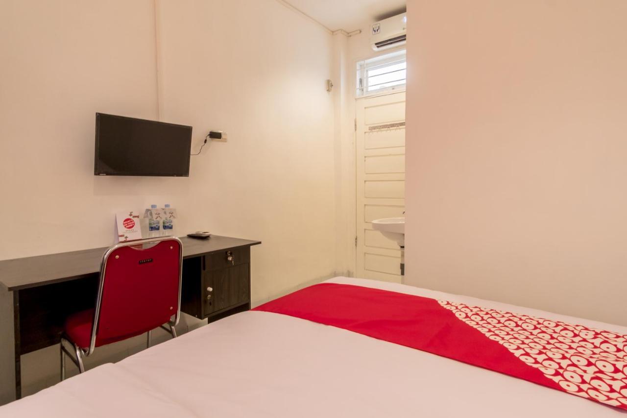 Oyo 447 Hutasimo Residence Medan Ngoại thất bức ảnh