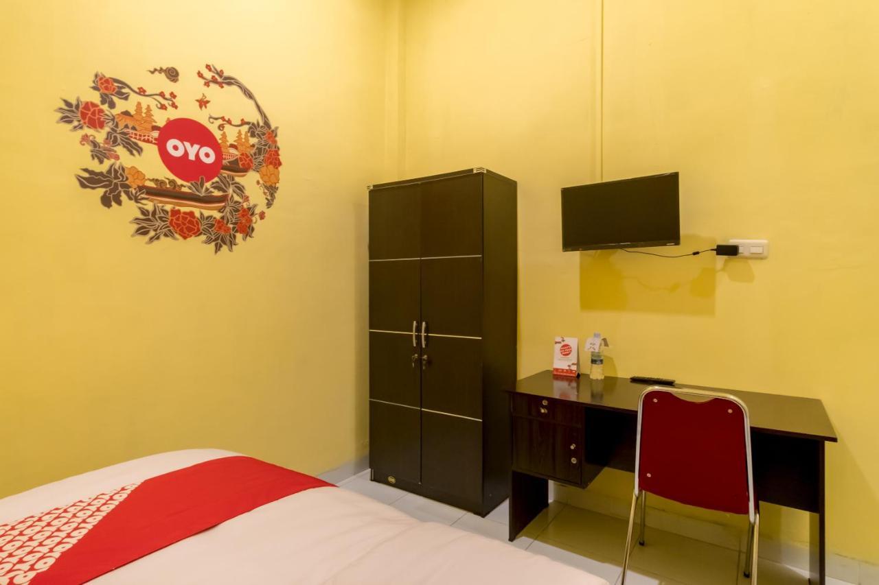 Oyo 447 Hutasimo Residence Medan Ngoại thất bức ảnh