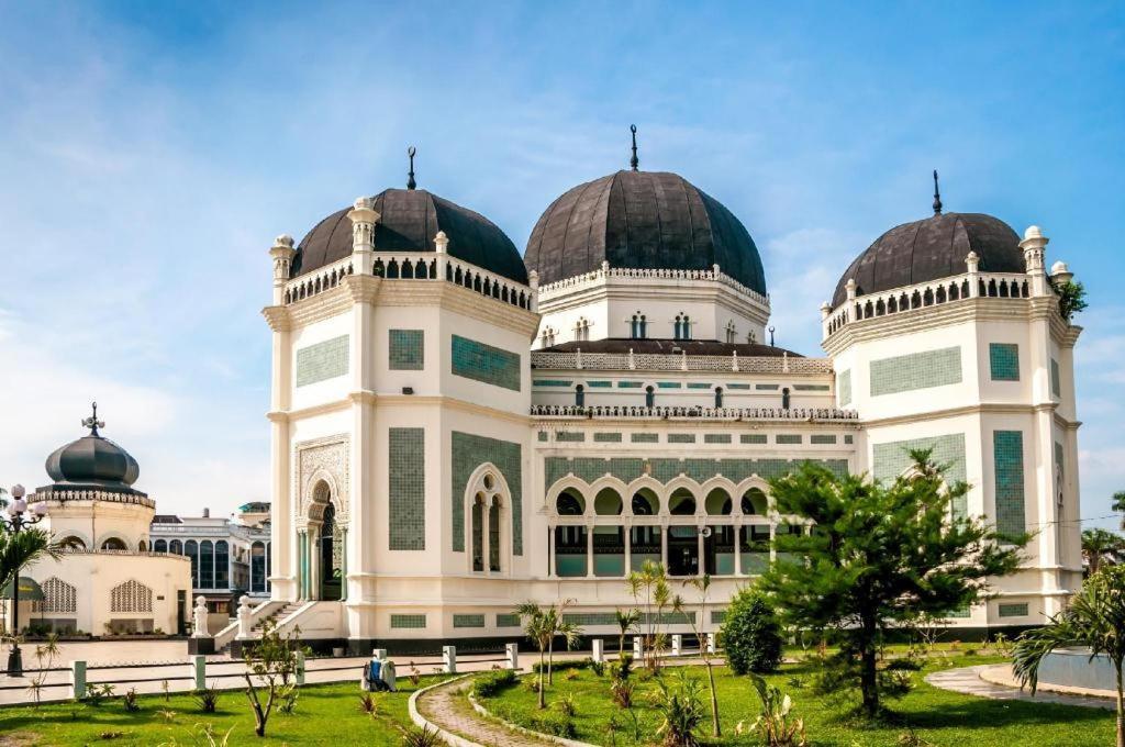 Oyo 447 Hutasimo Residence Medan Ngoại thất bức ảnh